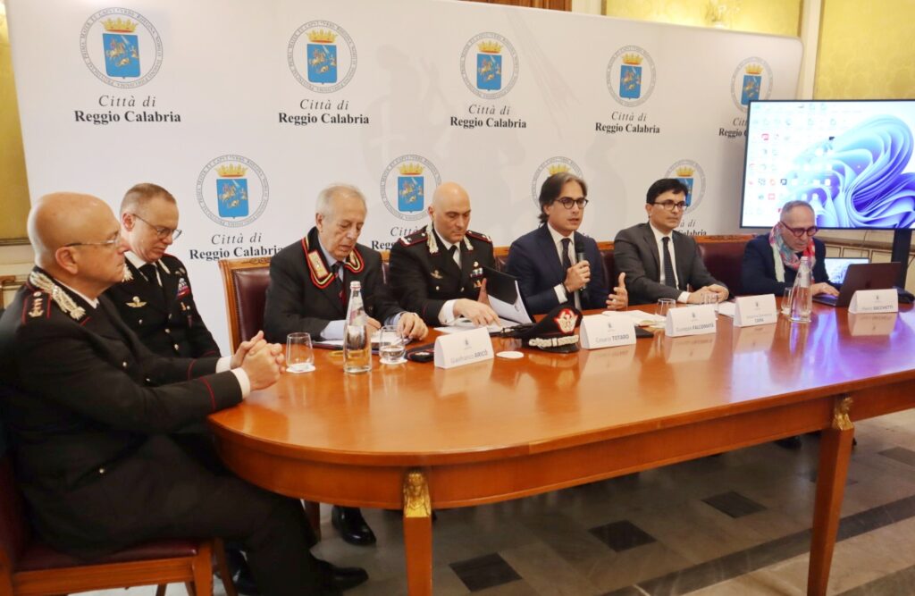 bozzetti per realizzazione statua del carabiniere