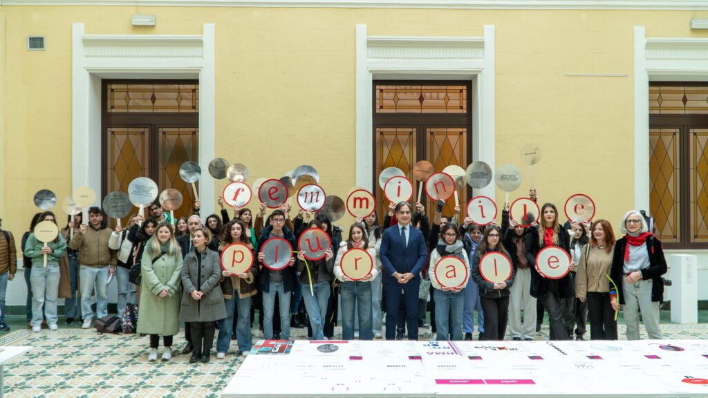 femminile plurale