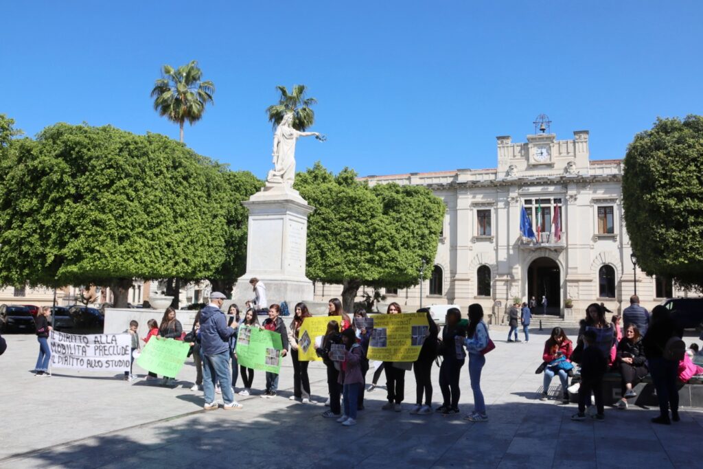protesta cittadini Platì