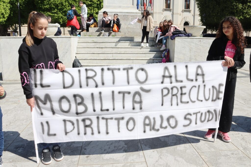 protesta cittadini Platì