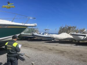 sequestro cantiere navale