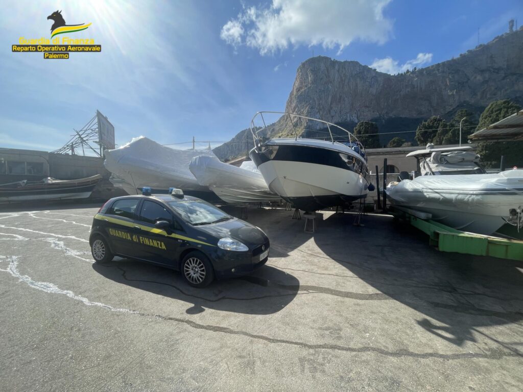sequestro cantiere navale