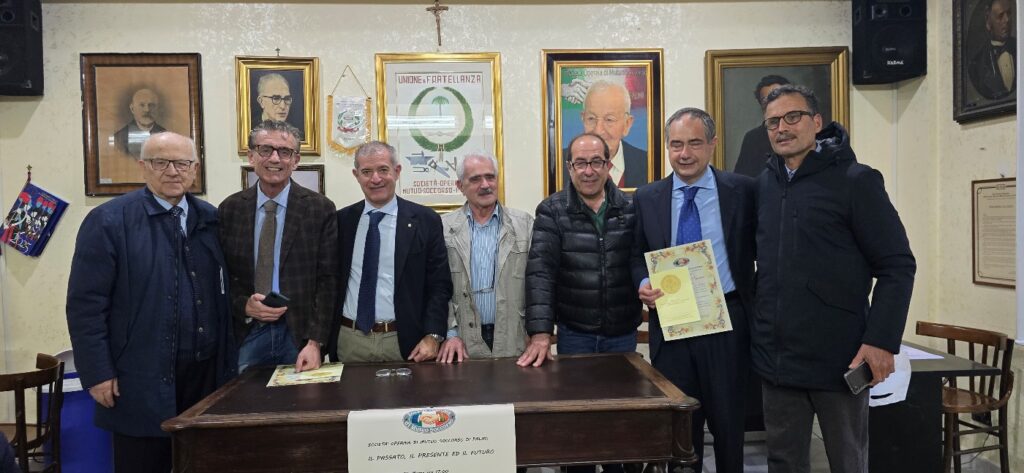 società operaia conferisce titolo naccari