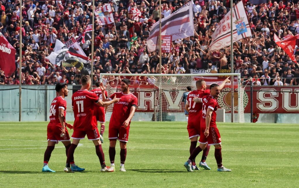 Reggina-Castrumfavara esultanza
