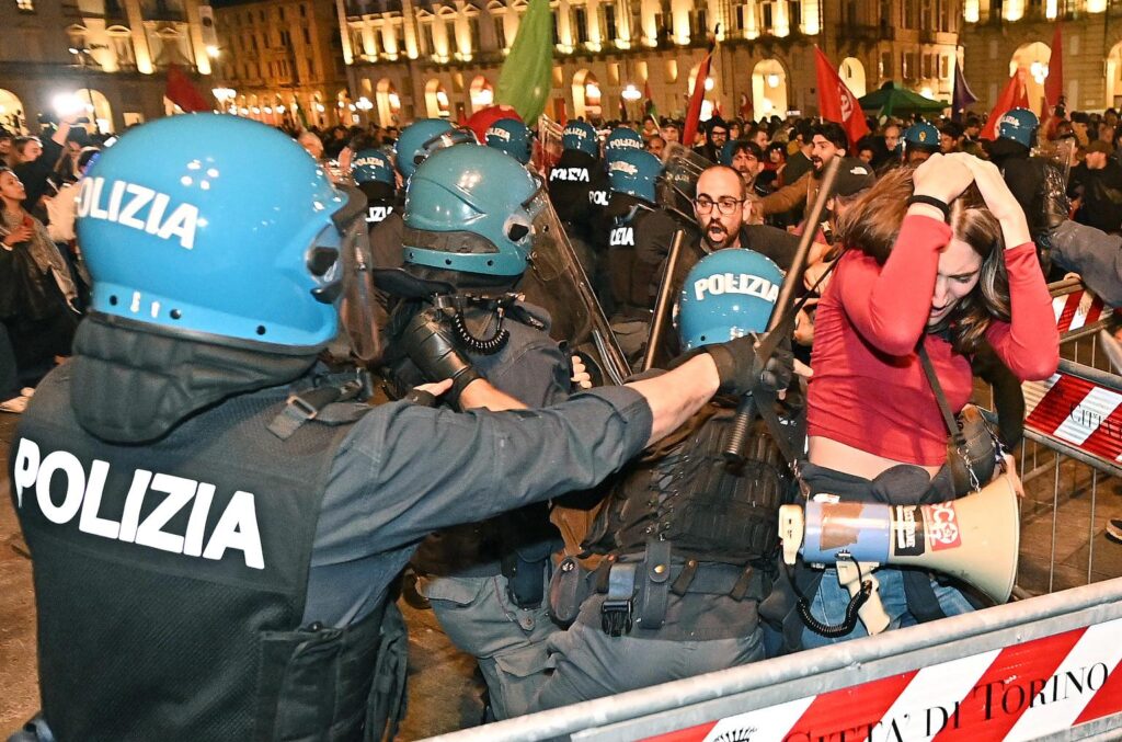 Scontri a Torino 25 aprile