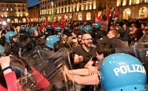 Scontri a Torino 25 aprile