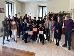il sindaco di taurianova premia giovani del volley