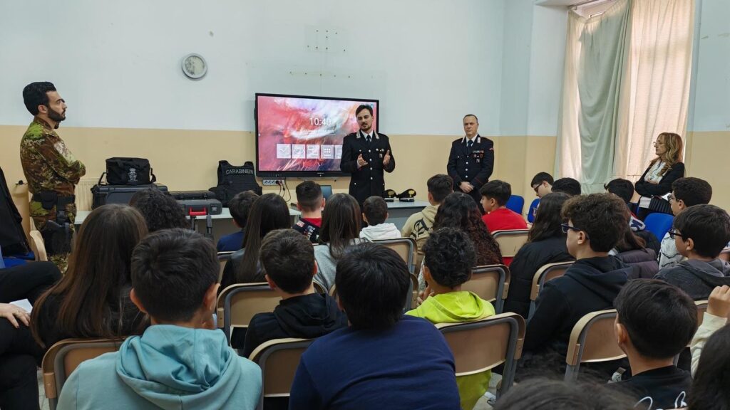 incontri nelle scuole carabinieri
