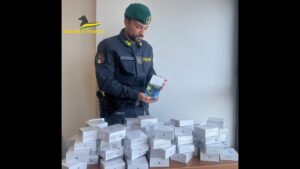 prodotti apple sequestrati