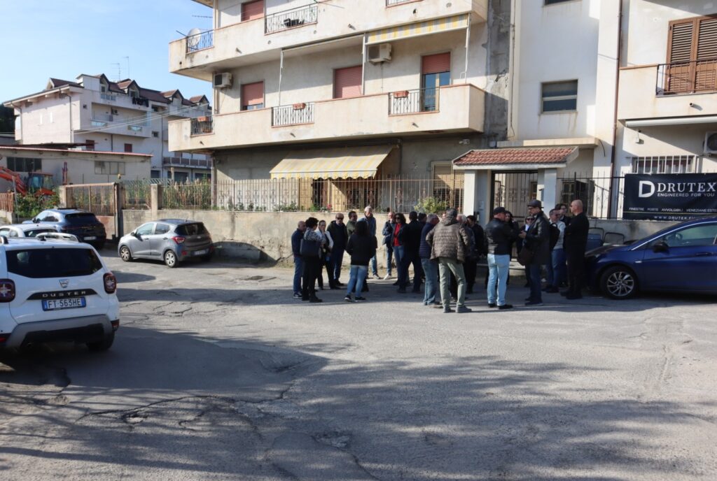 protesta comitato quartiere Morloquio