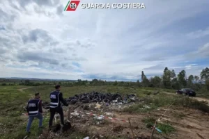sequestro discarica crotone