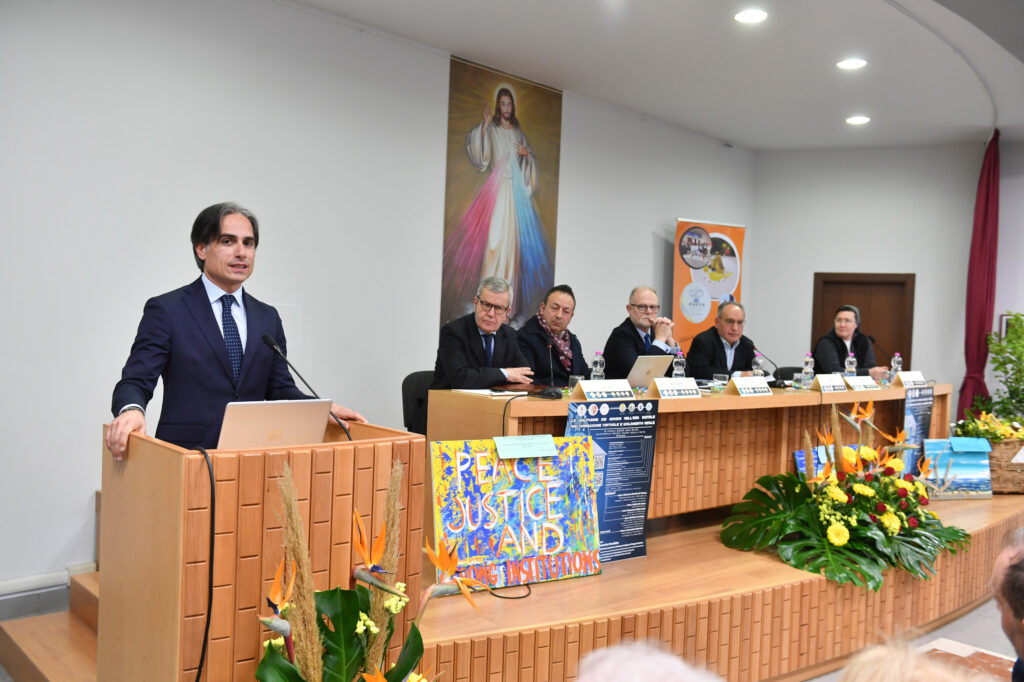 solitudine giovani iniziativa Reggio