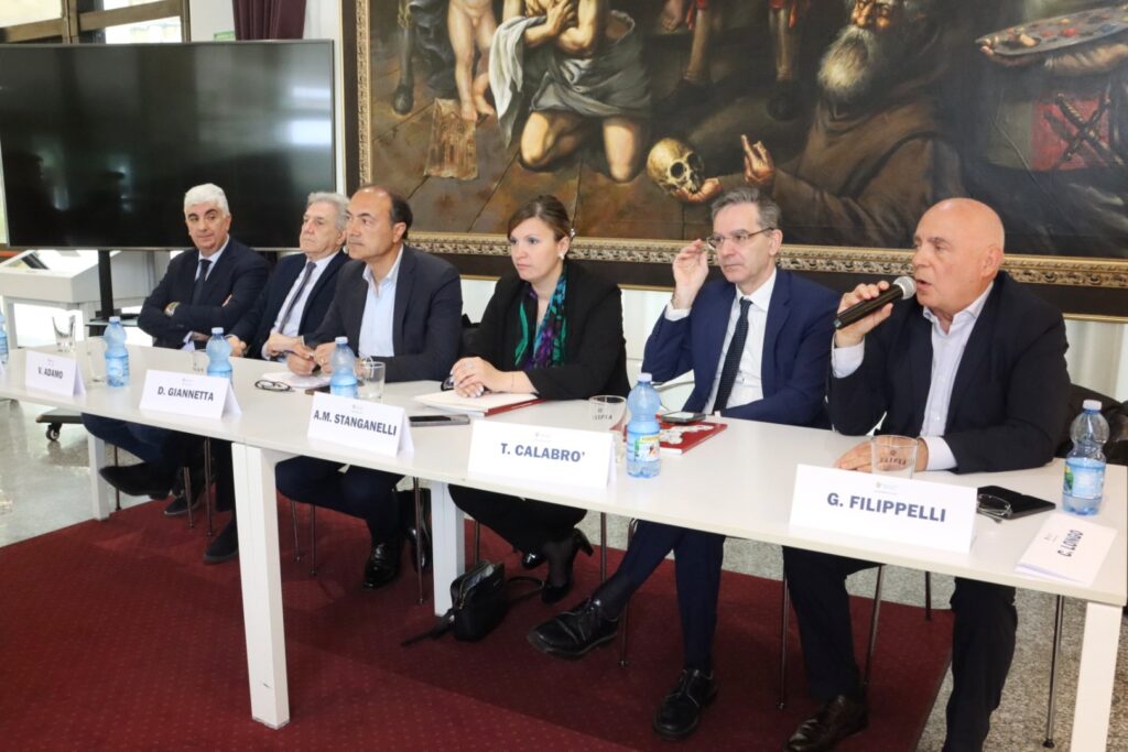 tavolo oncologico accordo AstraZeneca