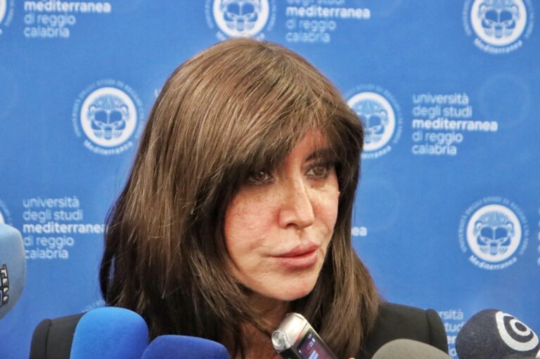 Bernini a Palermo: “in Forza Italia porte aperte ai giovani e all’innovazione”