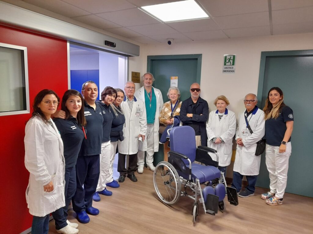 Dono Sedia Rotelle Avo Reggio Neurochirurgia Gom