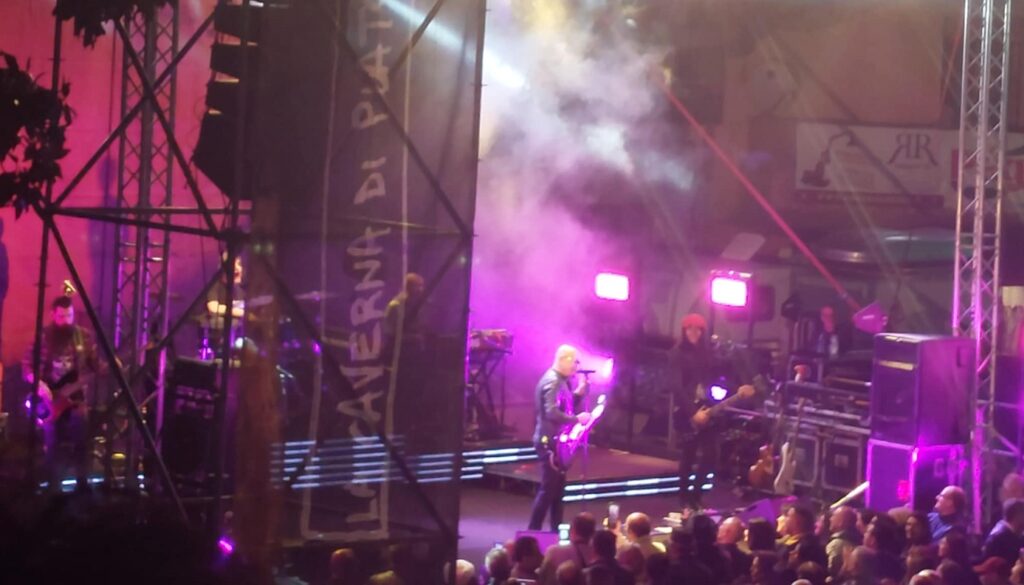 Enrico Ruggeri Cinquefrondi