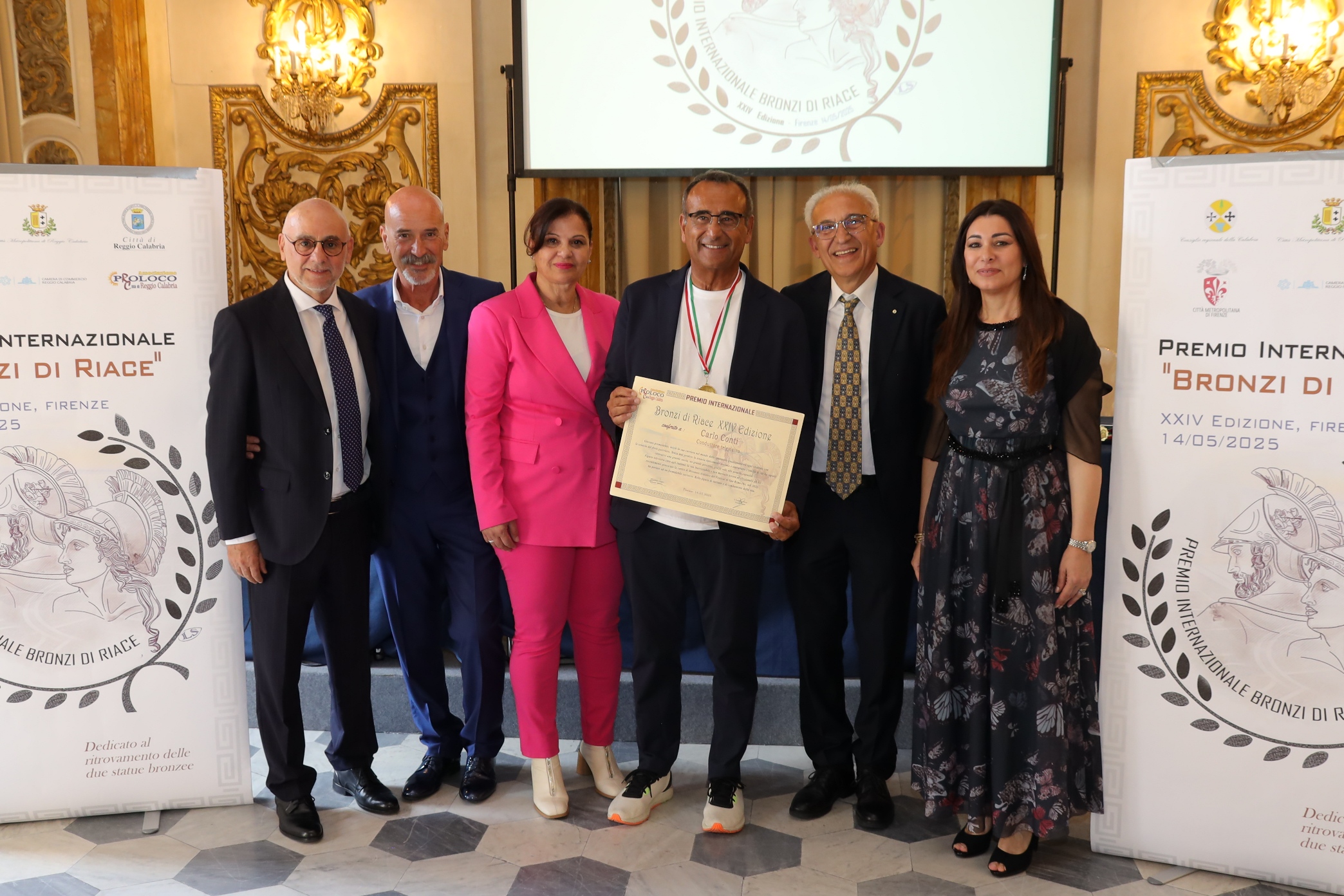 Foto Premiato Carlo Conti Premio Internazionale Bronzi di Riace XXIV ed. 2025
