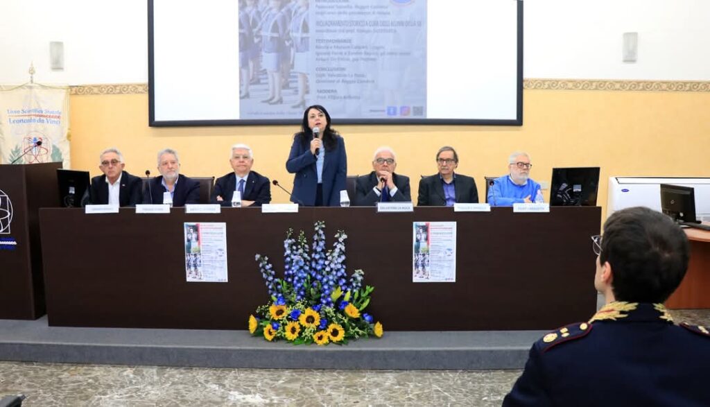 Il tavolo dei relatori