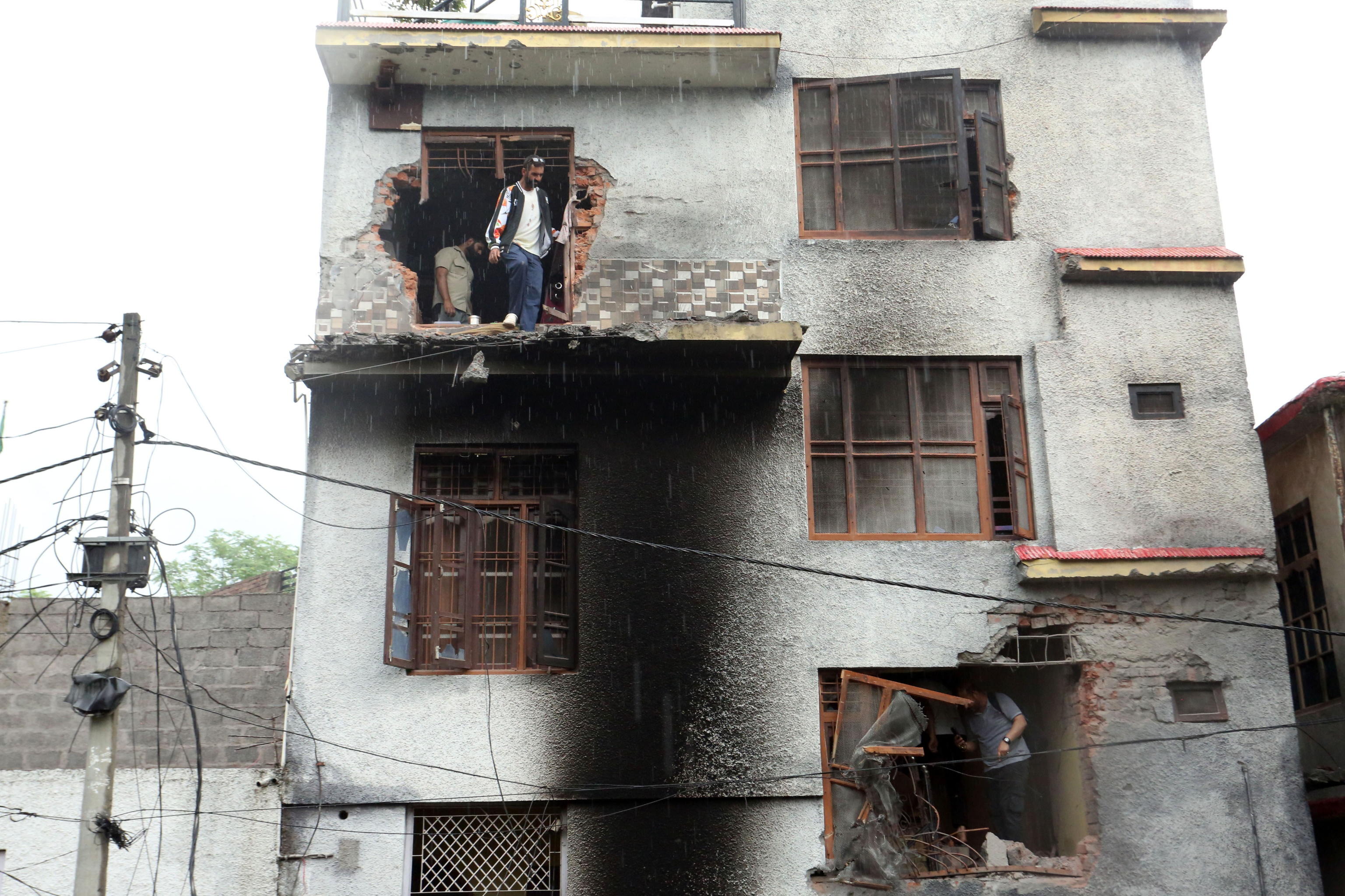 India-Pakistan bombardamenti