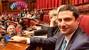 Onorevole Andrea Gentile