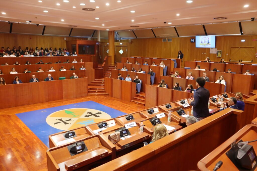 Ragazzi in aula Reggio Calabria