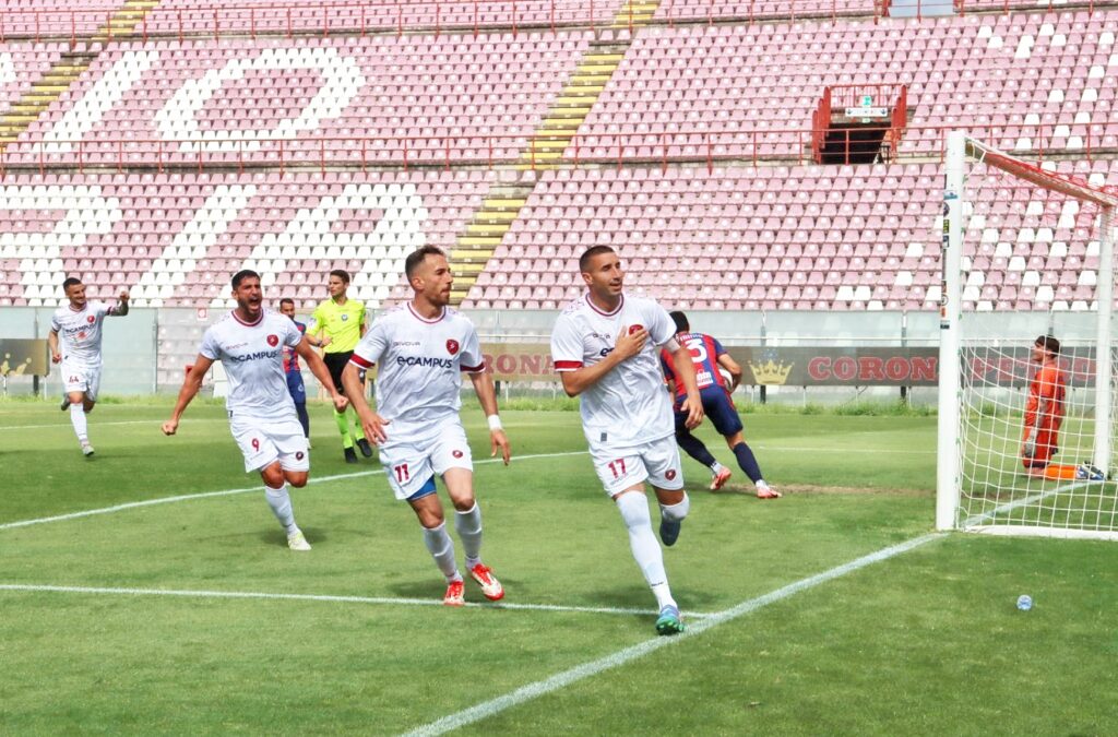 Reggina-Vibonese esultanza Barillà