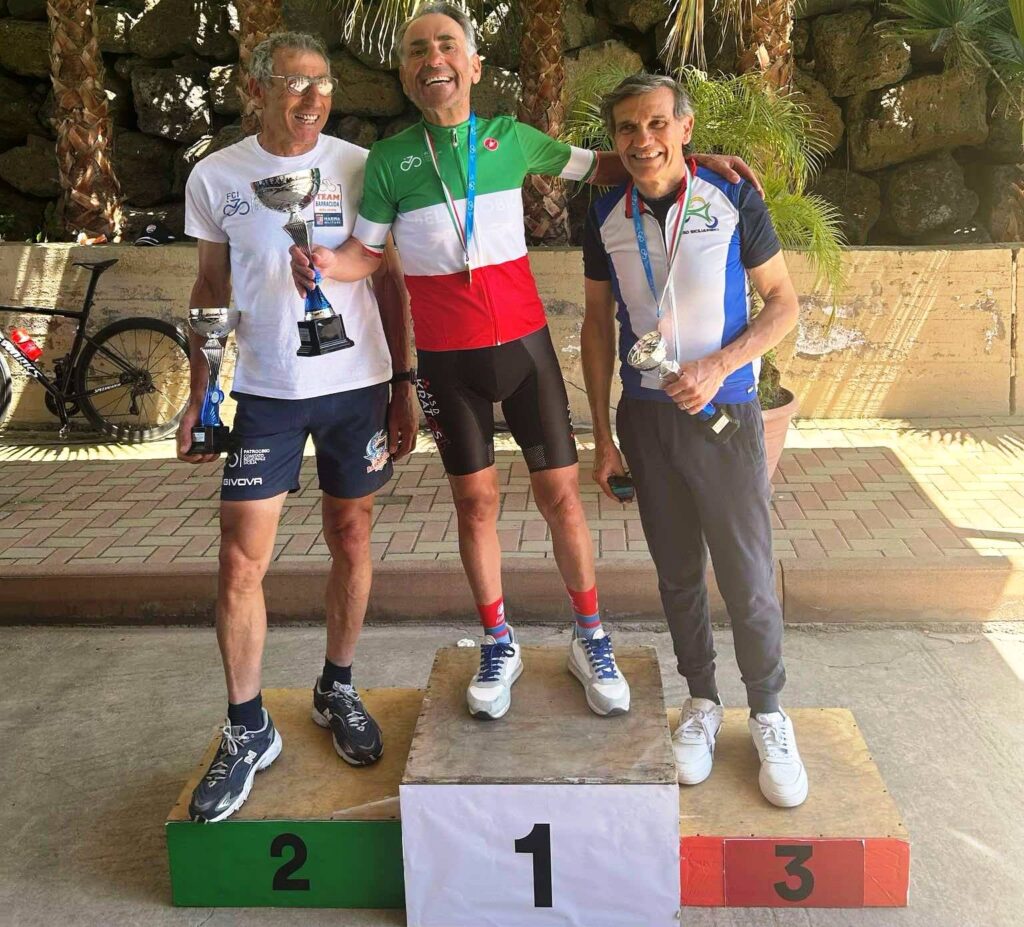 podio gara ciclistica catania