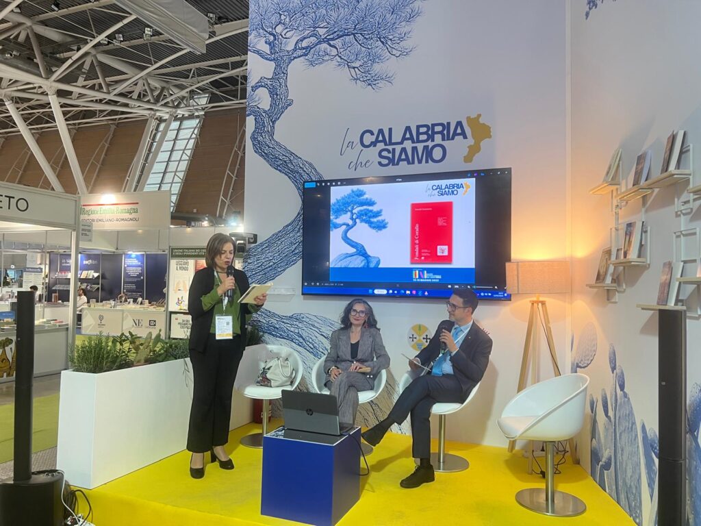 stand calabria salone del libro torino