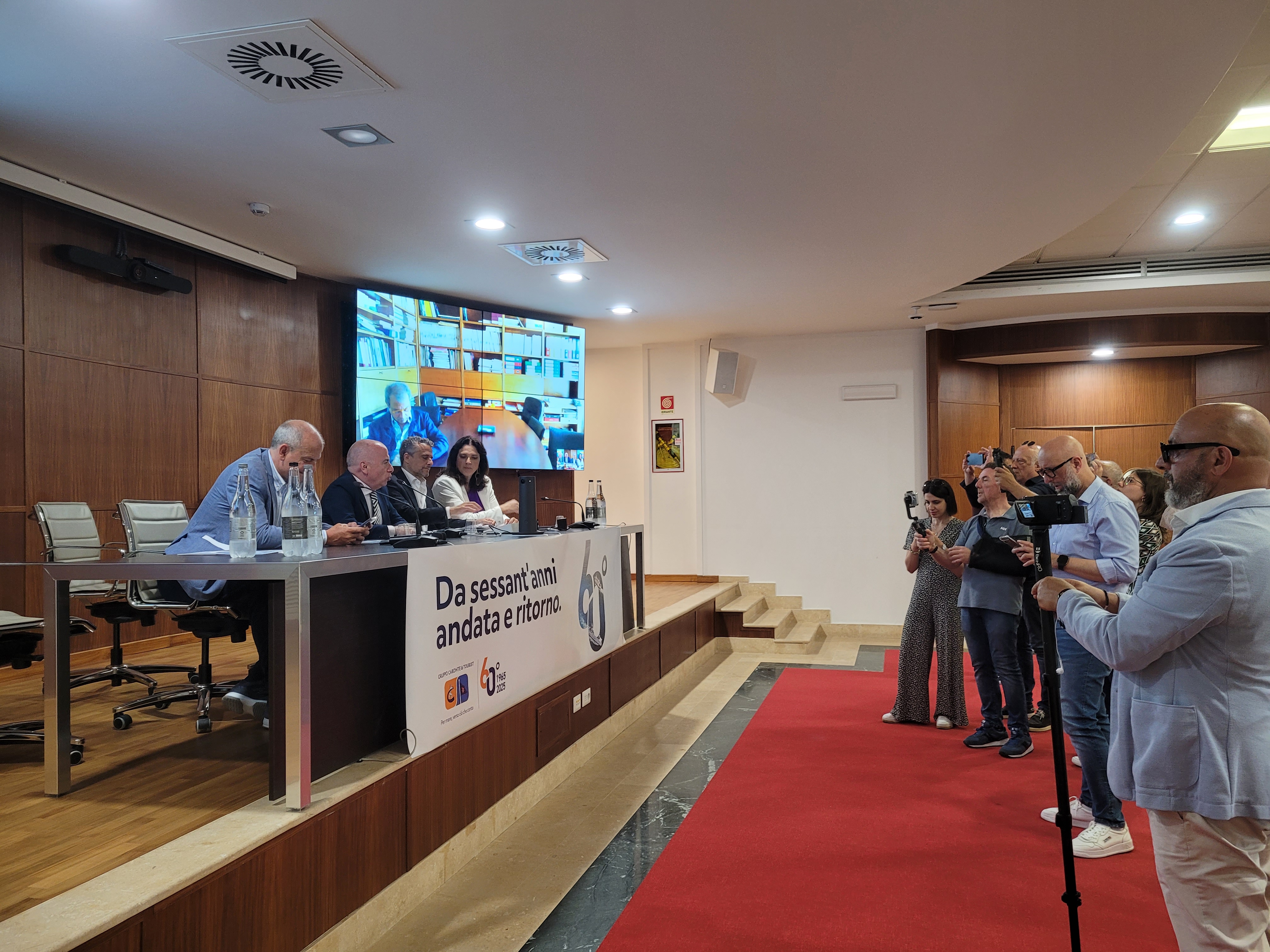 Conferenza stampa messina caronte (2)