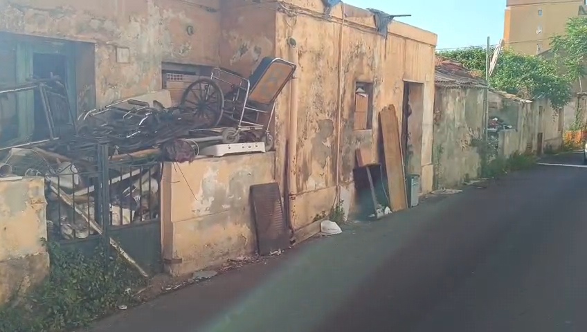 Degrado via Sbarre superiori Reggio Calabria