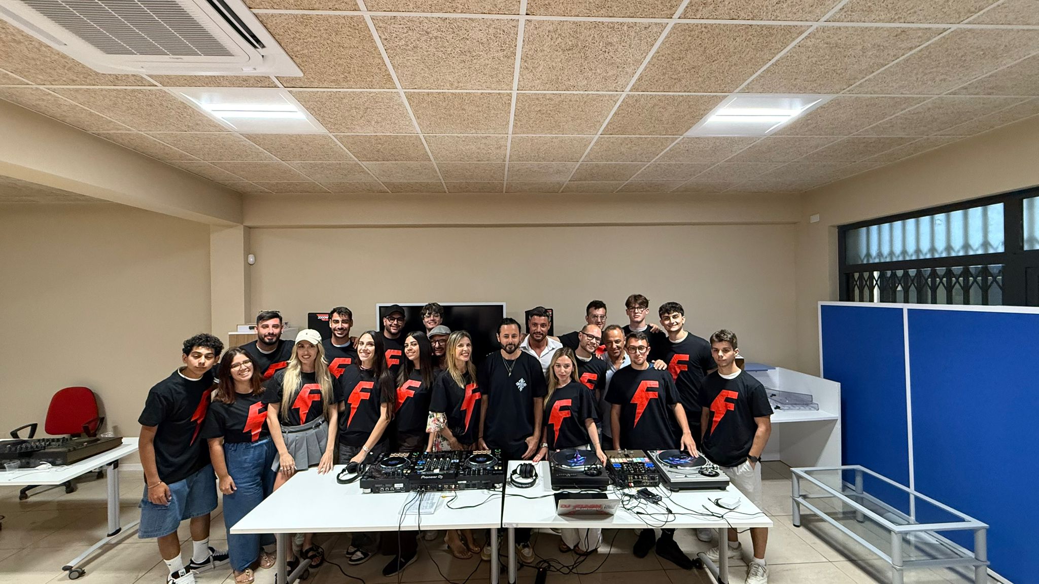 A Reggio Calabria Avviato Il Laboratorio Sunsetland INFO a-reggio-calabria-avviato-il-laboratorio-sunsetland-info