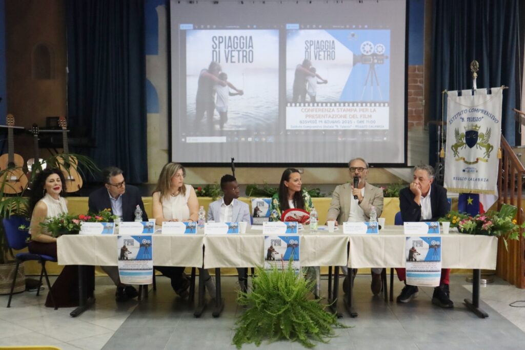 Presentazione film Spiaggia di Vetro