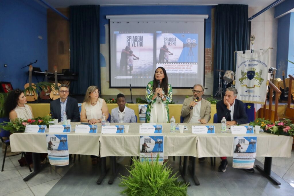 Presentazione film Spiaggia di Vetro