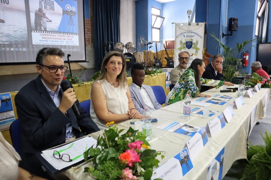 Presentazione film Spiaggia di Vetro