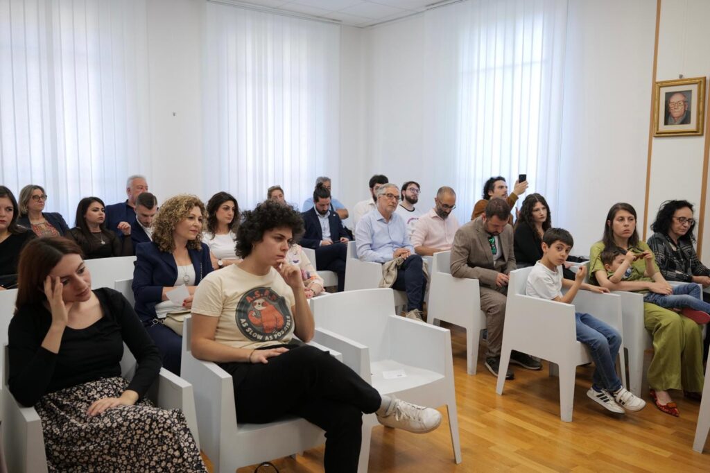 Roberto Modafferi - Poesie d'amore o poco meno