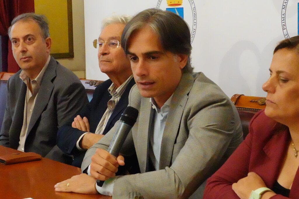 conferenza per presentare progetto di servizi innovativi per over 65 falcomatà