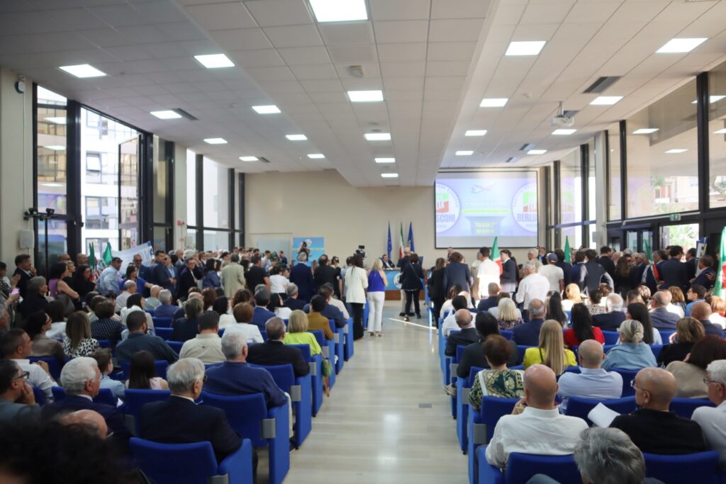 conferenza stampa aeroporto reggio calabria