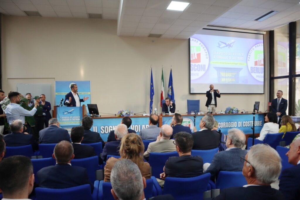 conferenza stampa aeroporto reggio calabria