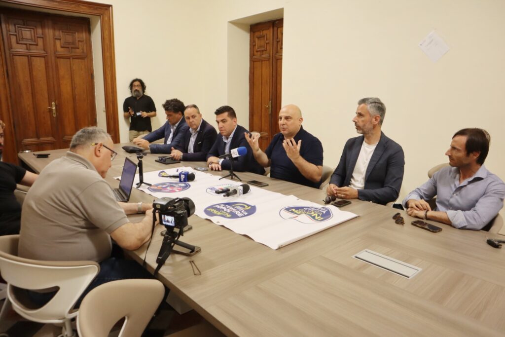 conferenza stampa centrodestra