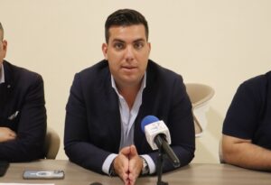 conferenza stampa centrodestra milia