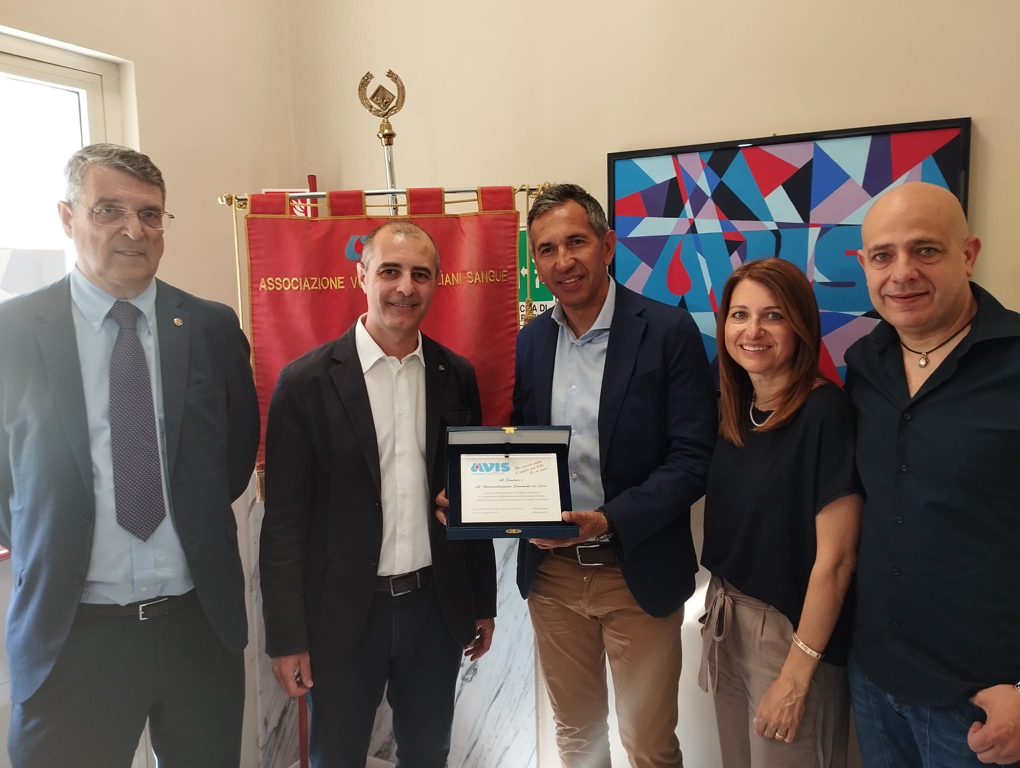 consegna targa al sindaco di Locri