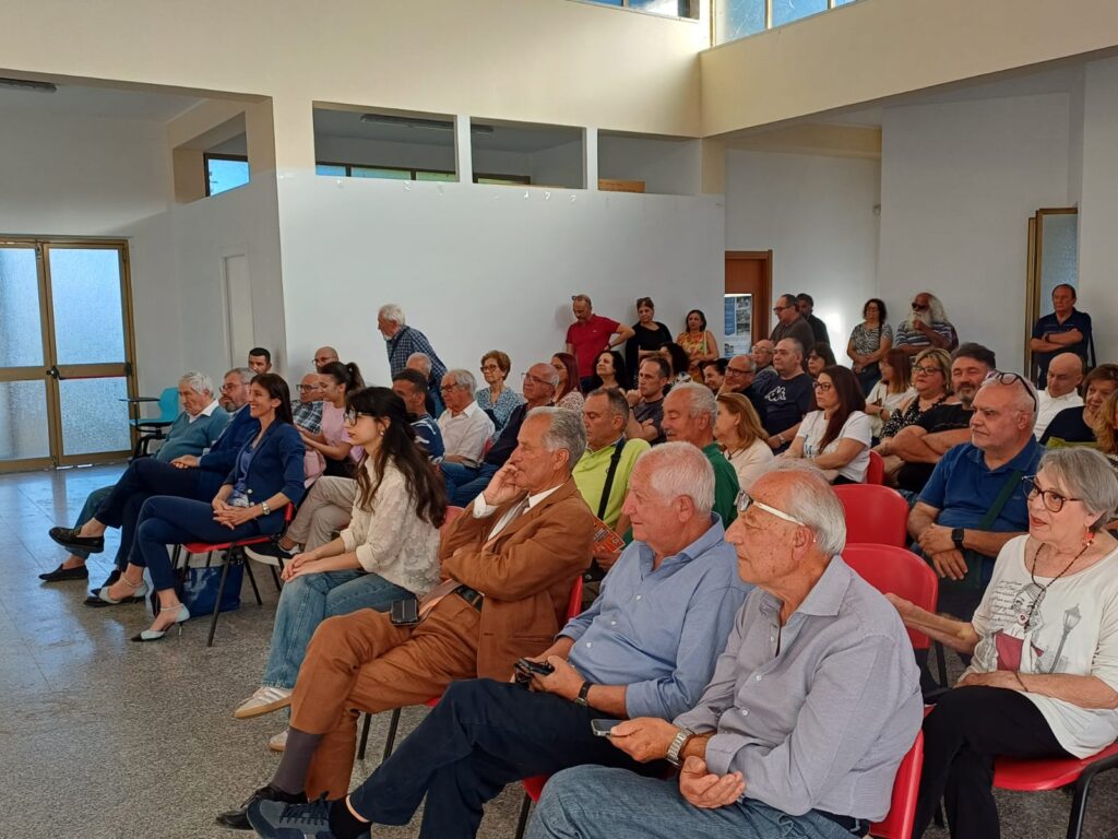 evento sul referendum a lazzaro con i giovani
