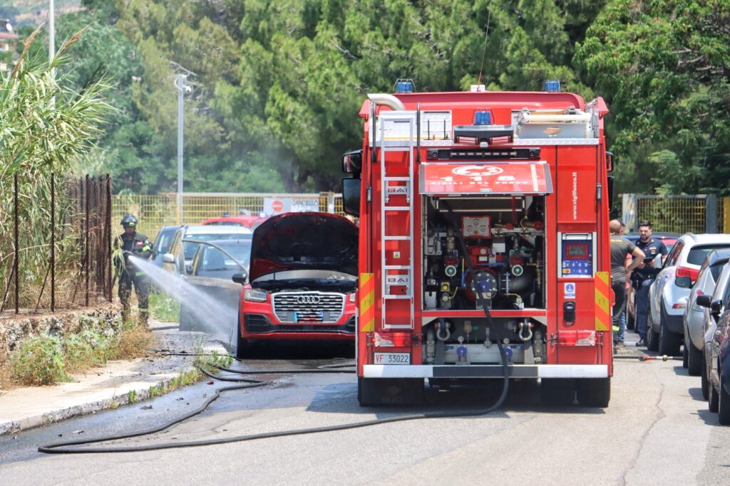 incendio auto pentimele (2)