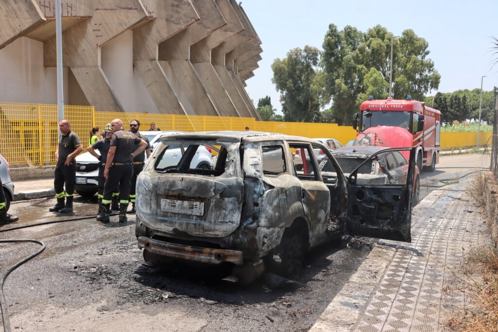 incendio auto pentimele