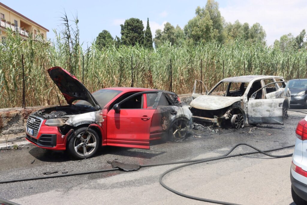 incendio auto pentimele