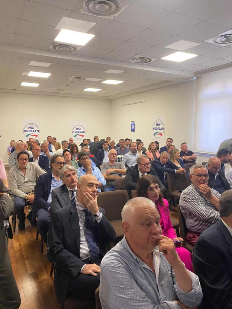noi moderati