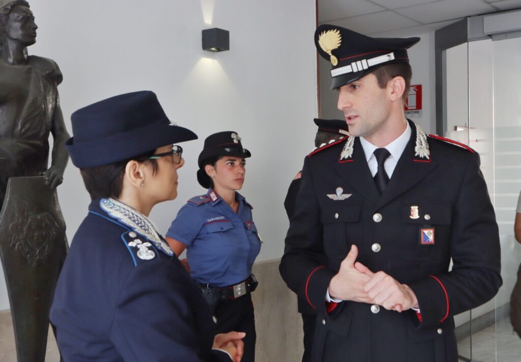 omaggio carabiniere caduto in puglia polizia penitenziaria