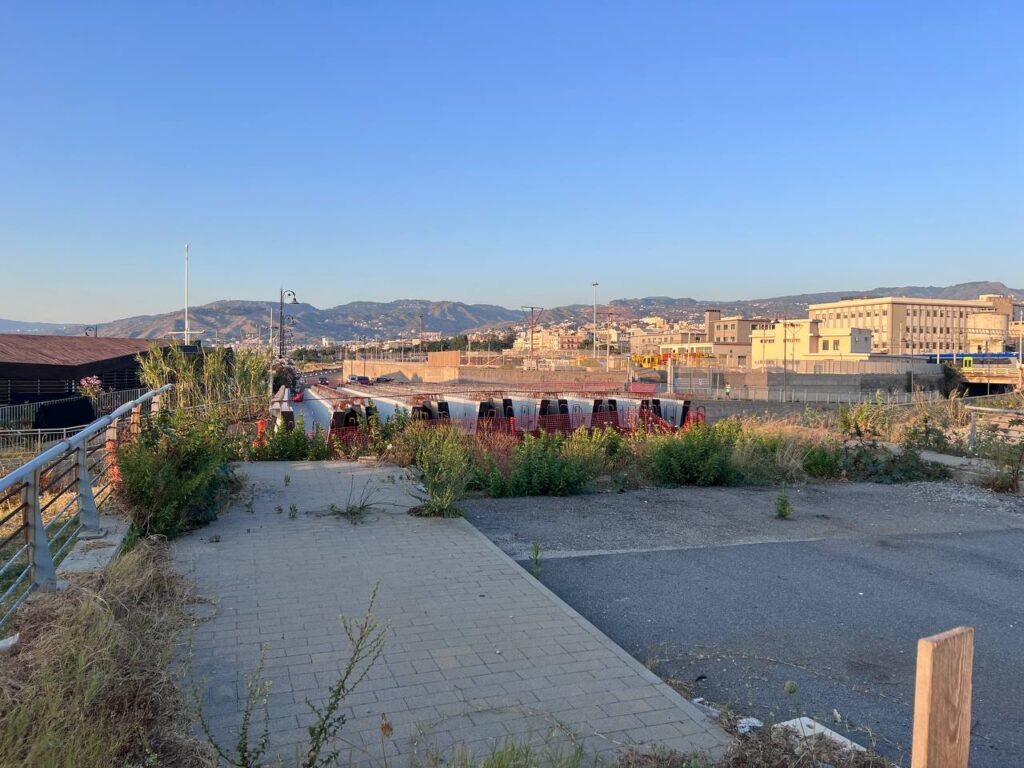 ponte calopinace reggio calabria 25 giugno 2026