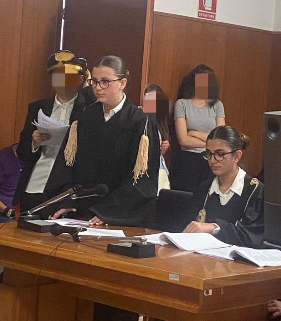 progetto ciak studenti telesio montalbetto simulano un processo minorile