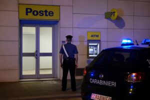 rapina ufficio postale carabinieri